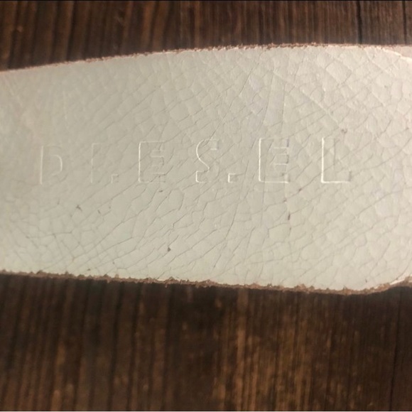 Diesel Leather Distressed White Belt - Picture 7 of 15